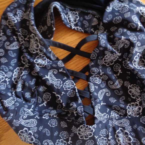 Maurices Women's in Motion Blue Sports Bra 56910 Size 2 - Picture 4 of 9